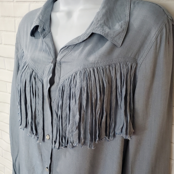 Ella Moss Blue Twill-Like Soft Western Fringe Button Down Shirt - Picture 2 of 8
